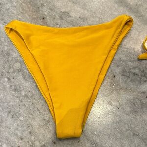 Skatie Yellow Bikini Bottom NWOT Kelly
